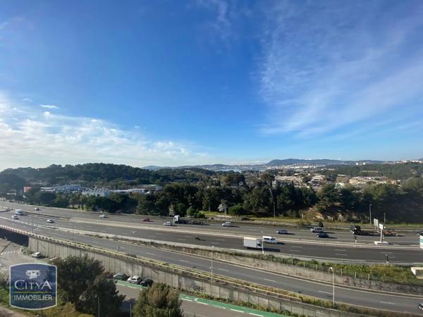 Appartement à louer 3 pièces 59.1m² Toulon (83200)