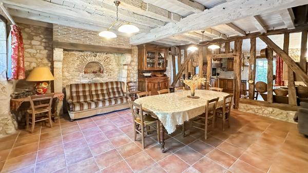 Propriété de caractère avec vue exceptionnelle, aux portes de Bergerac