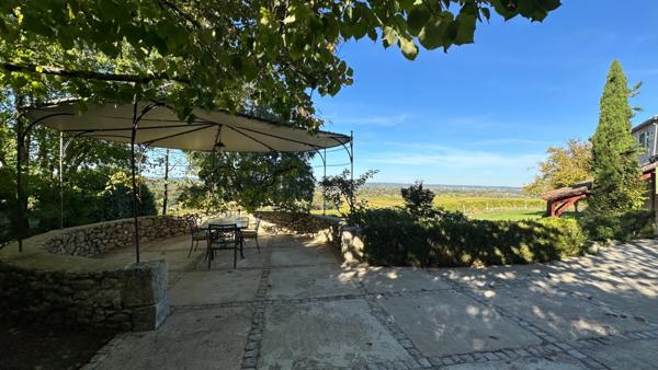 Propriété de caractère avec vue exceptionnelle, aux portes de Bergerac