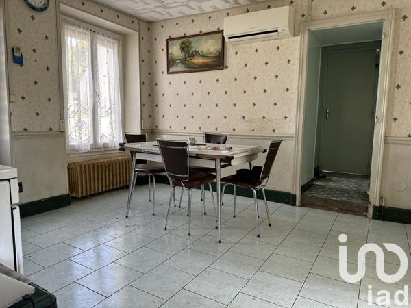 Maison 2 pièces de 45 m² à Mareuil-sur-Arnon (18290)