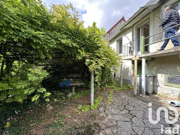 Maison 2 pièces de 45 m² à Mareuil-sur-Arnon (18290)
