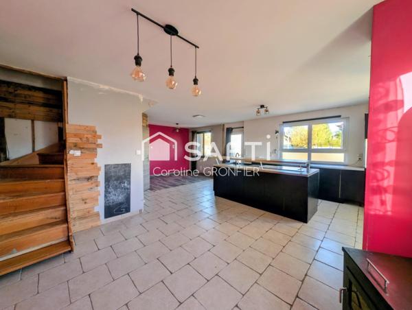 Maison élevée sur sous-sol - Palinges