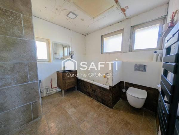 Maison élevée sur sous-sol - Palinges