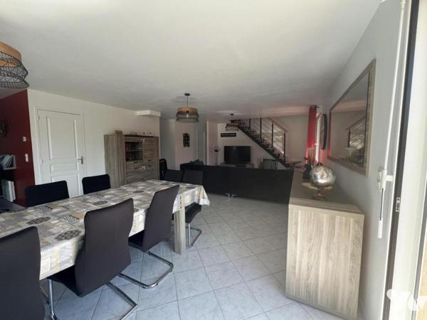 Proche de MEZIDON CANON, maison familiale