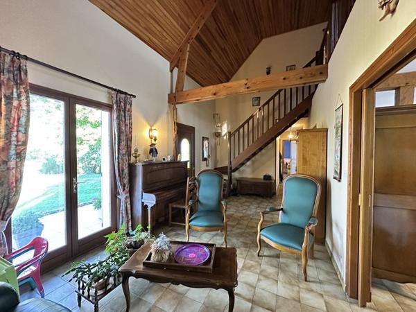 Maison à vendre |  Civray |  5 pièces | 122 m²