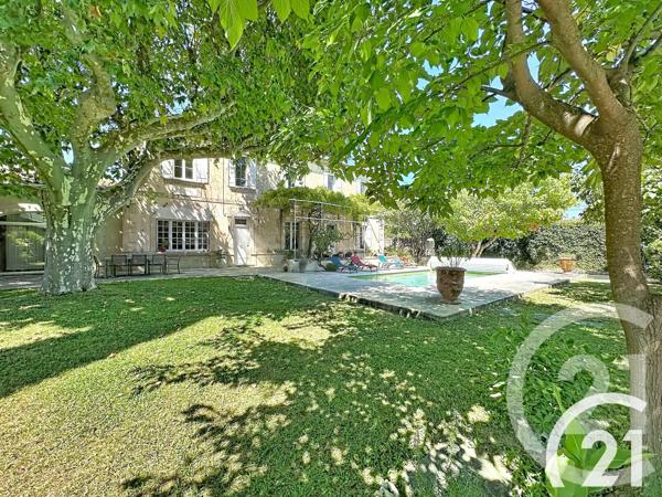 Maison à vendre  10 pièces - 270,12 m 2   CAVAILLON  - 84