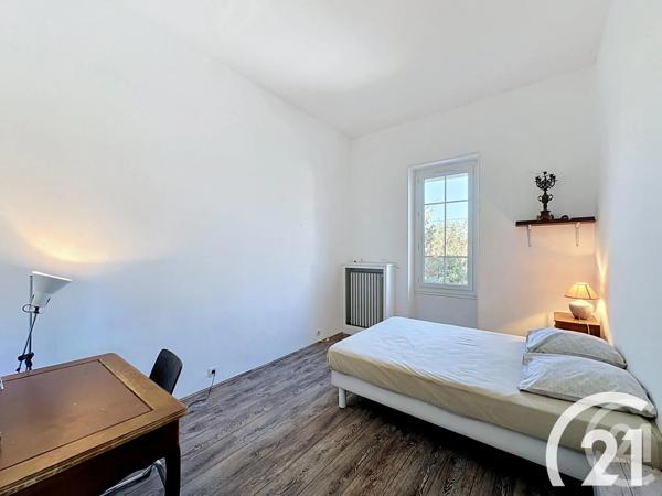 Maison à vendre  10 pièces - 270,12 m 2   CAVAILLON  - 84