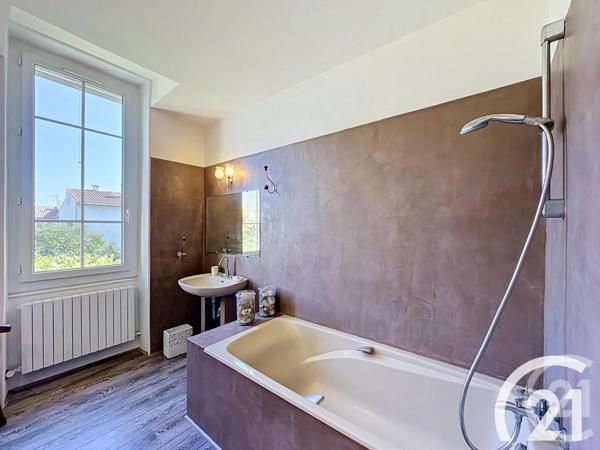 Maison à vendre  10 pièces - 270,12 m 2   CAVAILLON  - 84