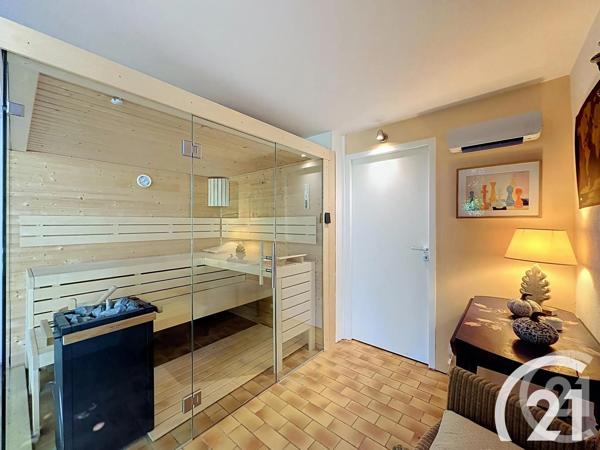 Maison à vendre  10 pièces - 270,12 m 2   CAVAILLON  - 84
