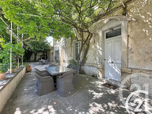Maison à vendre  10 pièces - 270,12 m 2   CAVAILLON  - 84