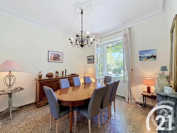Maison à vendre  10 pièces - 270,12 m 2   CAVAILLON  - 84