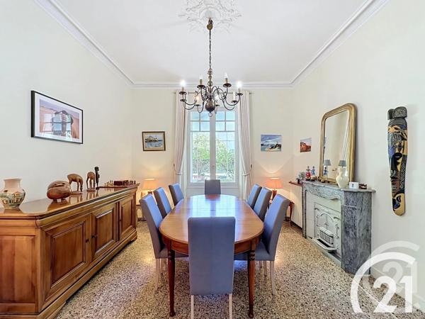 Maison à vendre  10 pièces - 270,12 m 2   CAVAILLON  - 84