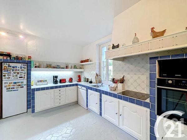 Maison à vendre  10 pièces - 270,12 m 2   CAVAILLON  - 84