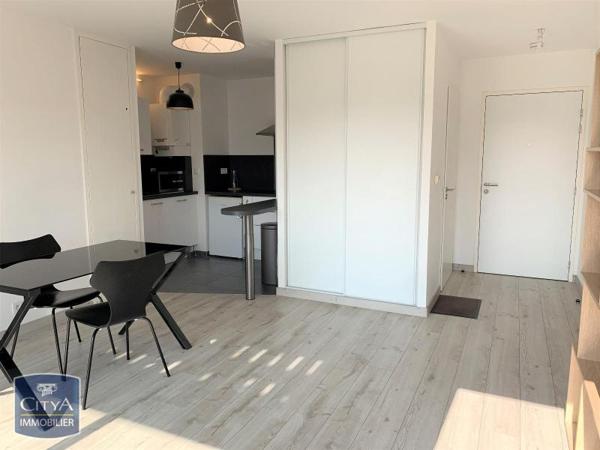 Appartement à louer 2 pièces 40m² Angers (49000)
