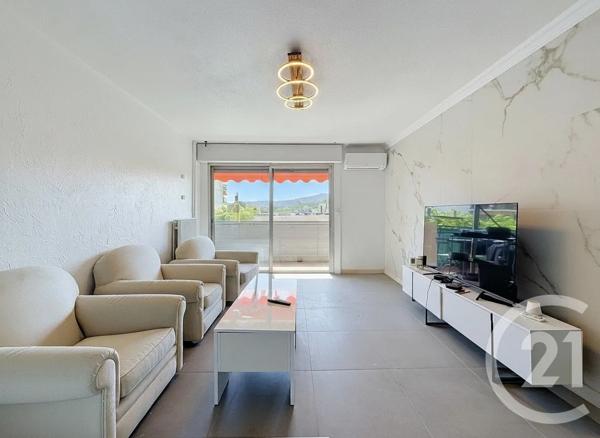 Appartement F3 à vendre  3 pièces - 62,40 m 2   ANTIBES  - 06