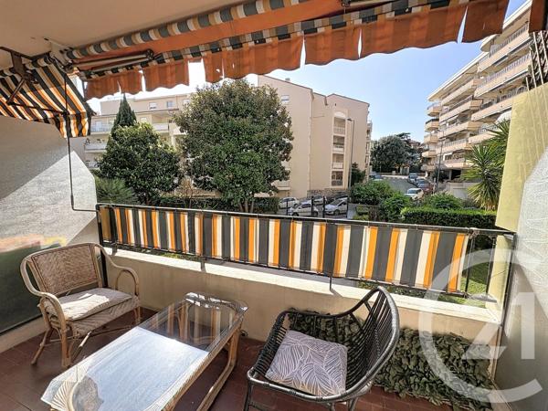 Appartement F3 à vendre  3 pièces - 62,40 m 2   ANTIBES  - 06