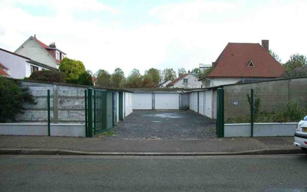 Stationnement à louer    Le Havre