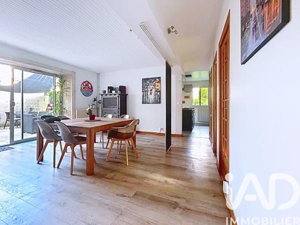 Maison à vendre 7 pièces 186 m² Mézières-sur-Seine