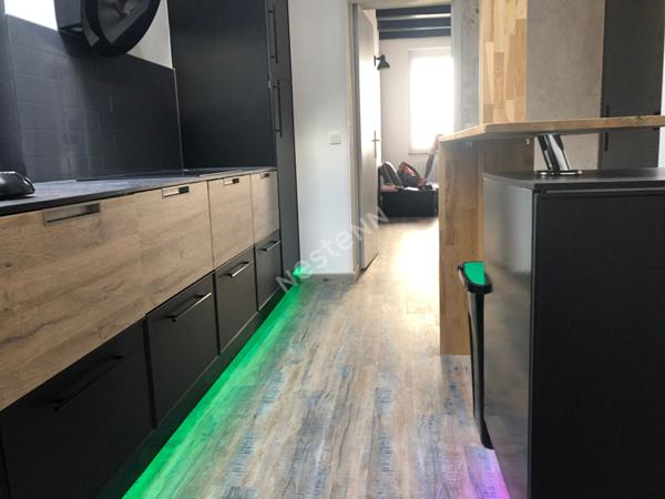 Exclusivité Rochefort Hyper Centre Appartement 2 chambres + local commercial