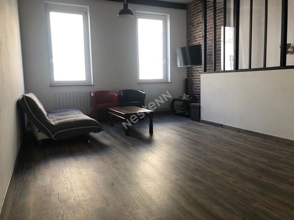 Exclusivité Rochefort Hyper Centre Appartement 2 chambres + local commercial