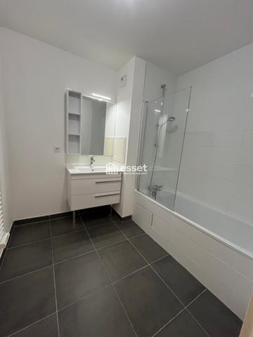 Location Appartement 3 pièces 68.6 m² - Rueil Malmaison 92500