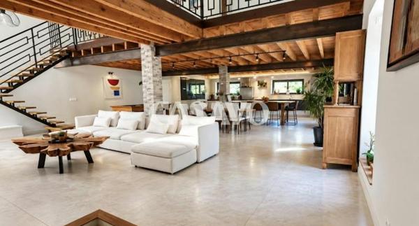 Vente Maison 5 pièces de 260m² - 38670 Chasse-sur-Rhône