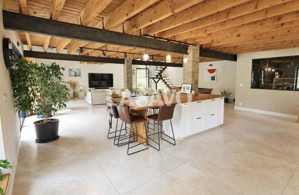 Vente Maison 5 pièces de 260m² - 38670 Chasse-sur-Rhône