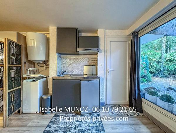 Studio Chamalières, environ 24m2 rénové et meublé