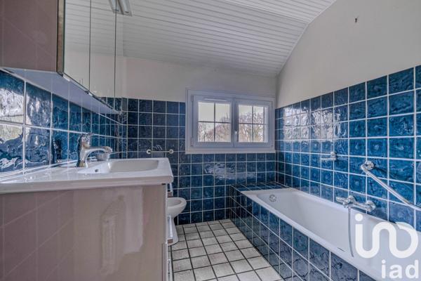 Maison 6 pièces de 130 m² à Chessy (77700)