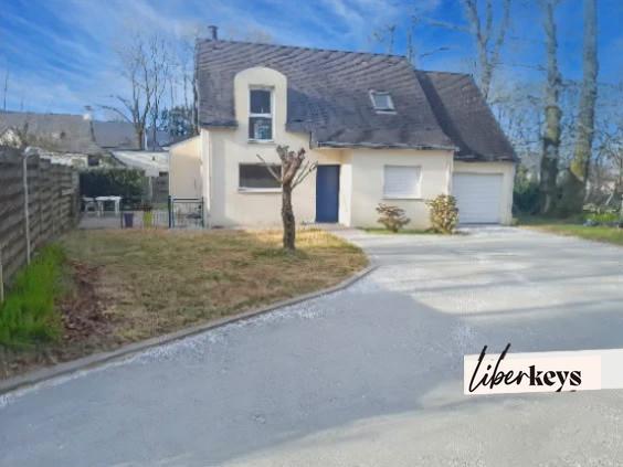 Maison T5 Elven avec garage au calme
