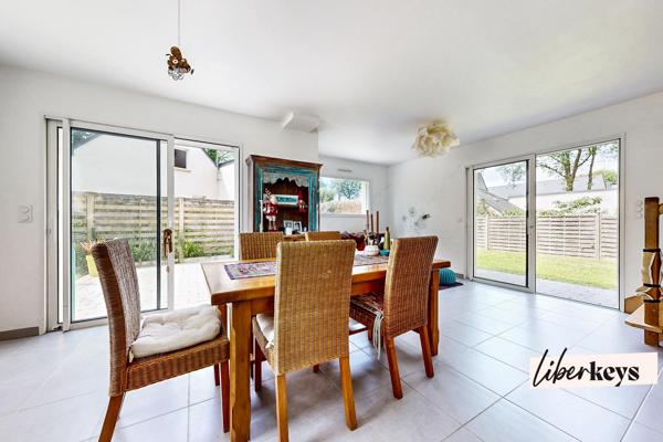 Maison T5 Elven avec garage au calme