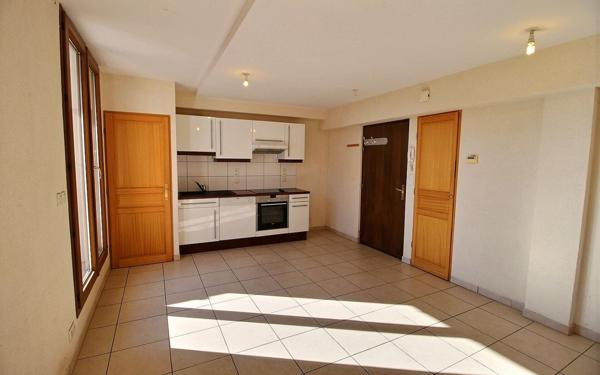 Appartement à louer    3 pièces •  Excenevex