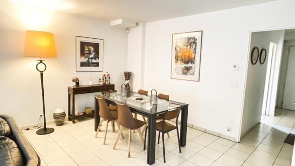 PUTEAUX HYPER-CENTRE – RARE MAISON AVEC JARDIN – 135 M² – 3/4 CHAMBRES – 2 PARKINGS