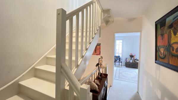 PUTEAUX HYPER-CENTRE – RARE MAISON AVEC JARDIN – 135 M² – 3/4 CHAMBRES – 2 PARKINGS