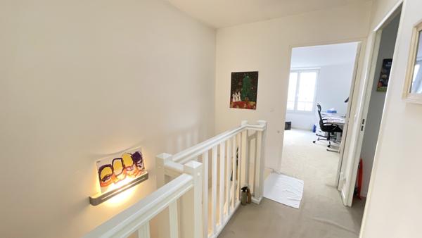 PUTEAUX HYPER-CENTRE – RARE MAISON AVEC JARDIN – 135 M² – 3/4 CHAMBRES – 2 PARKINGS