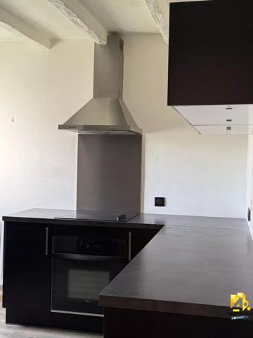 Appartement - 5 pièces - 121 m²