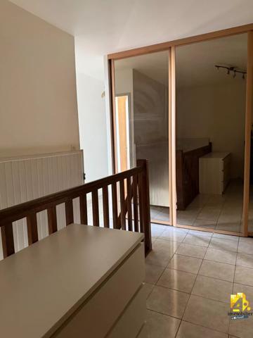 Appartement - 5 pièces - 121 m²