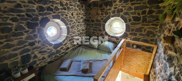 Pontgibaud (63230) Pontgibaud. Villa-Maison d'hôtes 320 m².