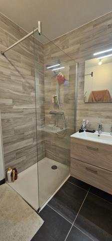 Gap (05000) Rooftop de 122 m² avec terrasse Panoramique et Grand Garage à Gap