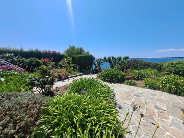 Concarneau - Appartement de 93 m² + jardin les pieds dans l'eau