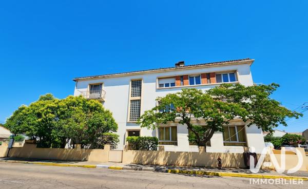 Immeuble à vendre 357 m² Arles