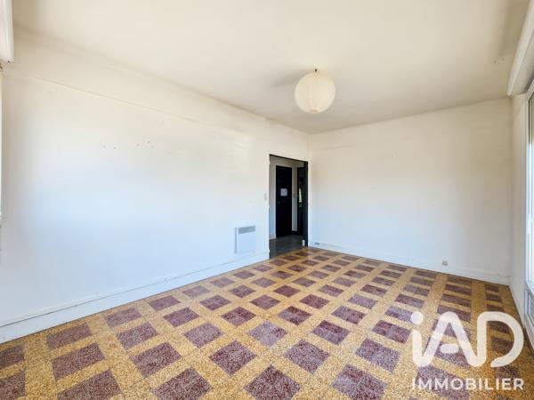Immeuble à vendre 357 m² Arles
