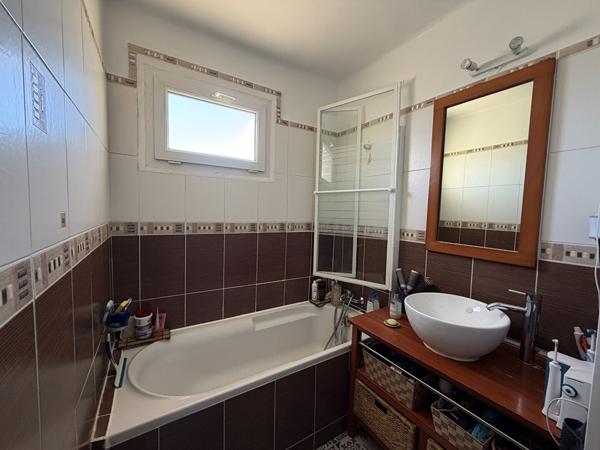 Appartement T3 62m2 avec place de parking