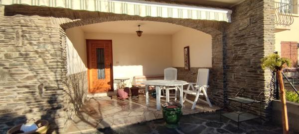 Maison 5 pièces avec garage et jardin