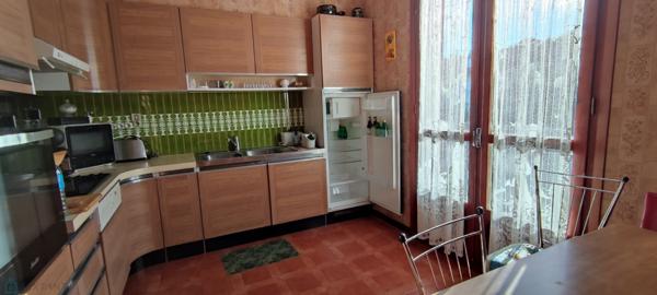 Maison 5 pièces avec garage et jardin