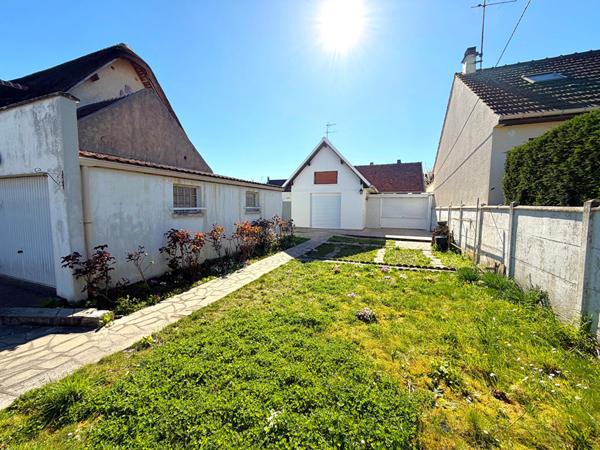 À vendre à Tremblay-en-France, dans le quartier pavillonnaire recherché du Bois Saint-Denis,