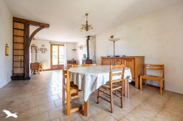 Maison à vendre 164 300 € Mehun-sur-Yèvre 5 p 87 m² DPE C