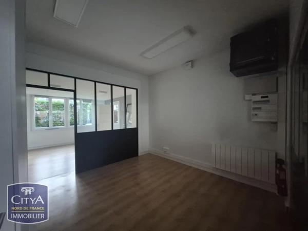 Local professionnel à louer 69m² Saint-Omer (62500)