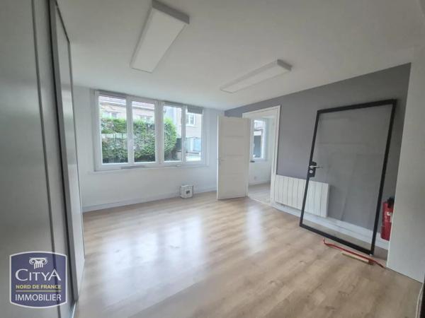 Local professionnel à louer 69m² Saint-Omer (62500)