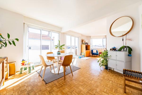 APPARTEMENT TROIS PIÈCES BORDEAUX ENTRE FONDAUDEGE ET TOURNY PROCHE DES COMMERCES